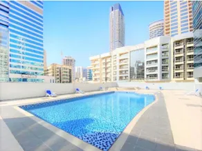 Luxury Apartment - Dubai Marina - Image 2