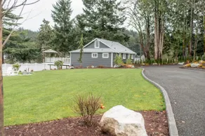 Charming cottage-downtown-deck - Image 2