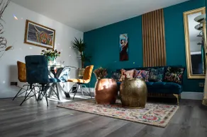 ApArt 1 – Riverside Gallery Flat + Free Parking - Image 2