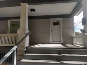 Spacious 2+BR, Near UNL/Downtown - Image 3