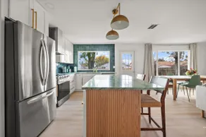 Lux Design 3BR House by Domain - Long Stay Perfect - Image 3