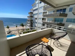 Quintas604/Beachfront/Heated Pool/Accessible - Image 3