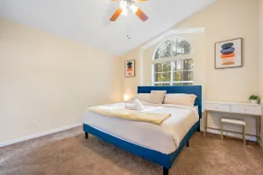 No Stairs by Downtown Austin | King Bed, Big Yard - Image 4