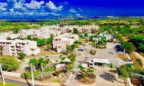 Centric 2/2 Paseo del Faro Combate, WiFi, A/C, pools - Image 2