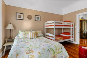 Cottage located steps away from Downtown PSJ! - Image 4