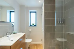 Beautiful 3-bed house in Bath with free parking - Image 5