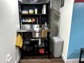 Colorful Basement Suite-Near zoo - Image 2