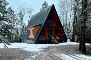 Modern A-Frame in Bethlehem - Image 2