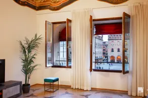 Urbanicooh Paracelso - Piazza Maggiore View - Image 5