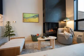 Ski-in/Ski-out Lakeview Loft - Image 4