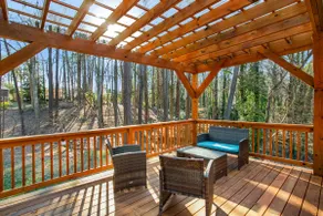 Beautifully updated 4bd/3ba home - Image 4
