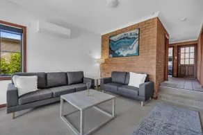Beach Retreat - 2 bedroom - Image 2