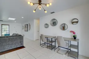 Serenity Spot w/d Pool, Lake, River & Canal View - Image 5