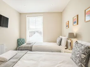 The Roost - Image 5