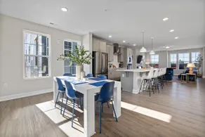 Julianne | Lux 4 BR Rooftop + Garage | Chef - Image 2