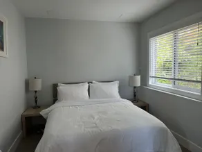 Beautiful two bedroom suite - Image 3