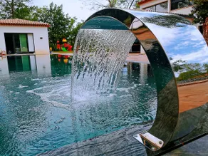 Family Paradise: Cinema, Zip Line & Jacuzzi - Image 5