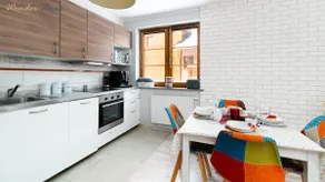 Rainbow Family Apartment with Balcony - Image 4
