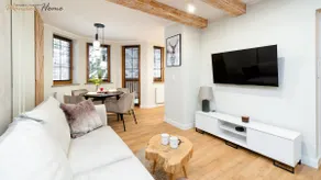Queen apartment with balcony, close to the center - Image 2