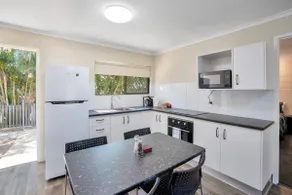 Gold Rush Apartments - Image 4