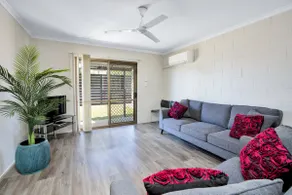 Gold Rush Apartments - Image 3