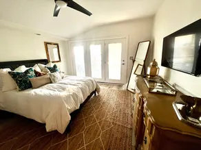 Sunset River Retreat - Image 4