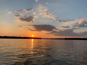 Lakefront Paradise with Sunset Views & Guesthouse! - Image 5