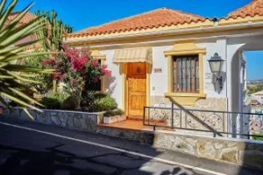 Appartement avec piscine chauffée | Vue montagne - Image 2