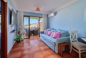 Appartement avec piscine chauffée | Vue montagne - Image 3
