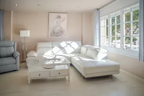 Comfort and style at Gava beach house VII - Image 2