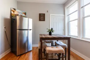 Bucktown Loft - 2 beds 1 bath - Image 5