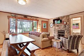 Cottage on High Lake - Image 4