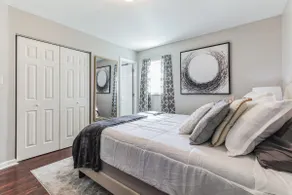 Newly Renovated Home by Liberty - Image 4