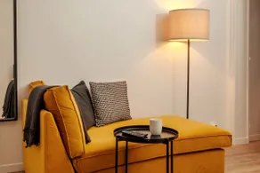 Paris-Stadium-TV Studios: Comfy Apartment - Image 2