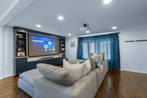 27- Luxury Collection - Image 4