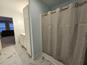 Cozy Canterbury Suite - Image 3