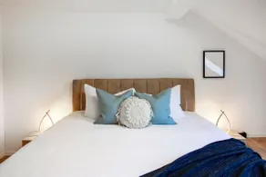 2 room apartment with use of sauna and pool - Image 2