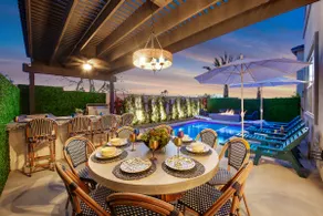 Specials-Best Value -High End-Pool+Spa-Stylish - Image 2