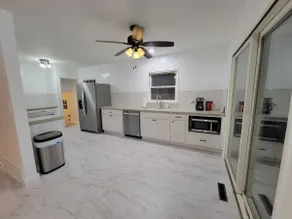 Spacious Retreat in Quiet & Friendly Neighborhood - Image 3