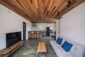 Private villa with private sauna, BBQ, jacuzzi and terrace, accommodates up to 8 people - Image 2