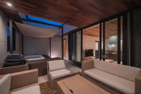 Private villa with private sauna, BBQ, jacuzzi and terrace, accommodates up to 8 people - Image 3