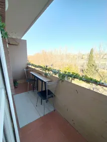 Shared or entire apartment, private room - Image 2