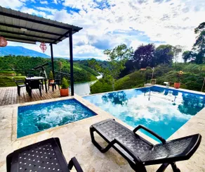 Scenic Guatape Studio Apt #3 -pool & jacuzzi - Image 2