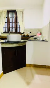 Colombo Villa Near Bolgoda Lake 5 Bed 2.5 Bath - Image 5