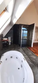 Bayview Penthouse in Salthill - Image 5