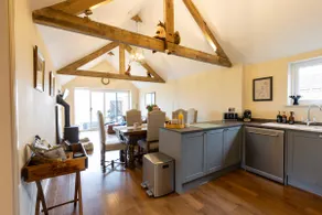 The Dovecote Cottage, Near Malton with Hot Tub - Image 3