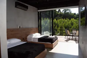 Luxury house, swimming pool, jacuzzi. - Image 5