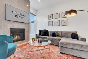 *NO GUEST FEES* Luxury | King Beds, A/C + Parking - Image 3