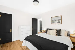 Cozy Luxurious Retreat in Pleasant Ridge/Royal Oak - Image 3