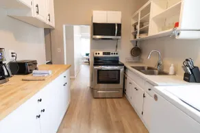 Charming Home in Chatham - Image 5